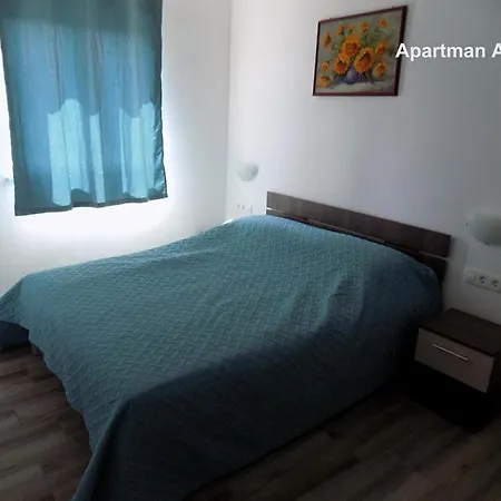 Apartment Suta *