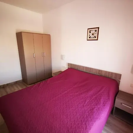 Apartment Suta *