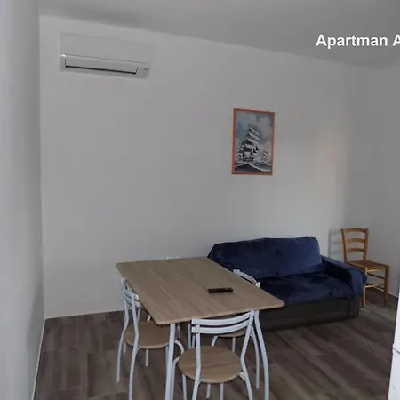Suta Apartment *