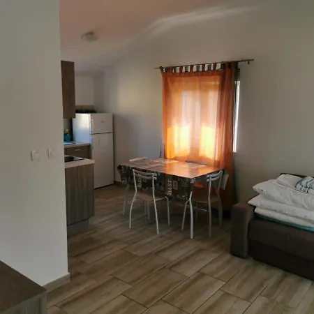 Apartment Suta *